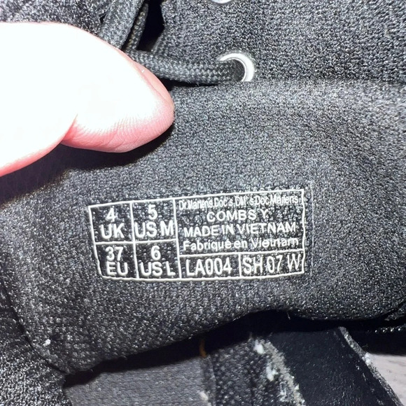 Dr. Martens Combs Unisex Canvas Lace Up Boot L6/M5 - Picture 3 of 4